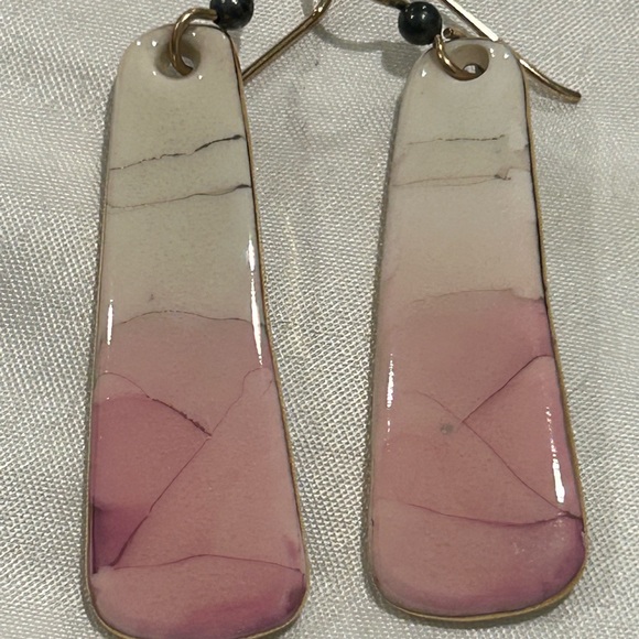 Pink Triple Tone- Hand made Ceramic Dangle 22k gold / platinum Earring🌸 - Picture 12 of 16